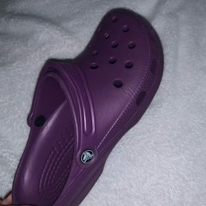 WOMENS CROCS PURPLE